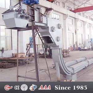 Striekač reťazového dopravníka reťazového hada